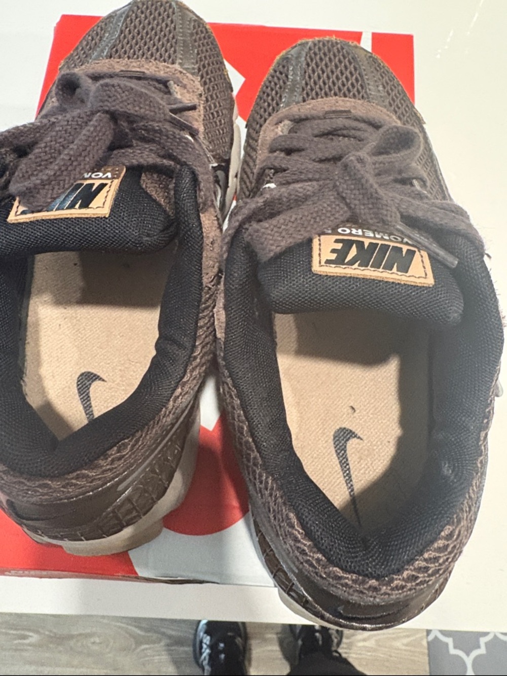 Nike Zoom Vomero 5 - Picture 6 of 12